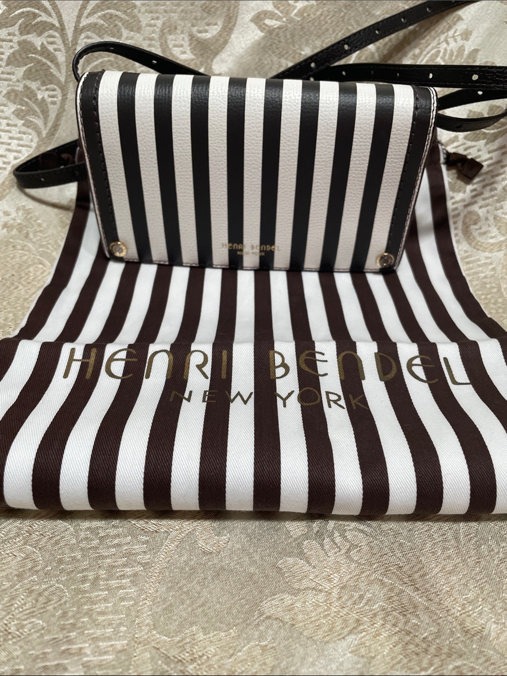 henri bendel Black & White Striped Bowery Smartphone Crossbody Wallet